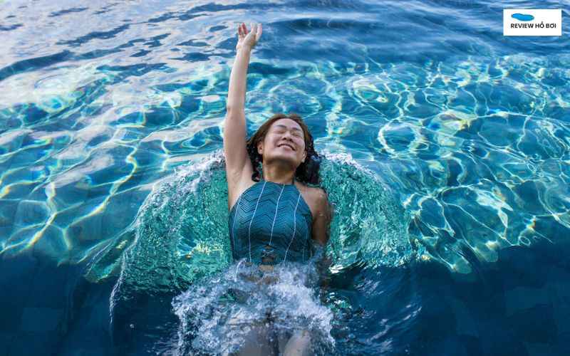 5 bài tập bơi cho mọi cấp độ: Từ người mới đến vận động viên Bơi HIIT dưới nước bài tập bơi đốt mỡ toàn diện