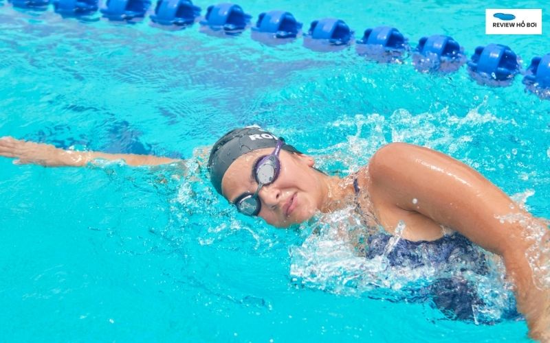 Vì sao nên áp dụng bài tập trên cạn bổ trợ cho bơi