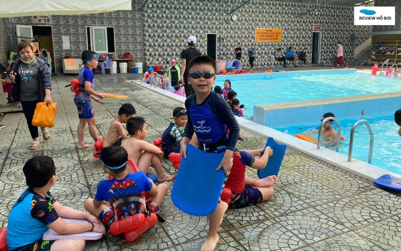 Review hồ bơi Nguyễn Bỉnh Khiêm - Giá vé, giờ mở cửa mới nhất Câu hỏi thường gặp (FAQ) - hồ bơi Nguyễn Bỉnh Khiêm