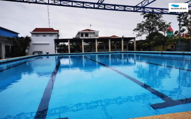 Review chi tiết 6 hồ bơi Phú Yên có dịch vụ tốt, nước sạch Hồ bơi Phù Đổng cho trẻ em