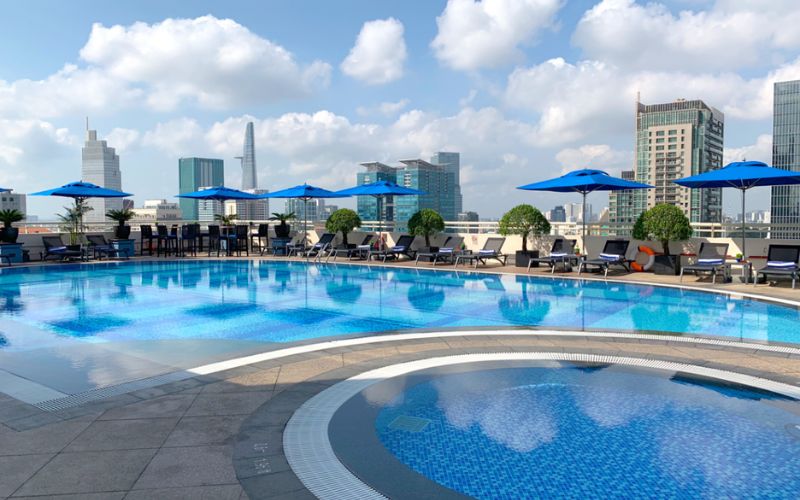 Top 10+ hồ bơi quận 1 đẹp, sạch, tiện nghi, được yêu thích nhất Hồ bơi Sofitel Plaza