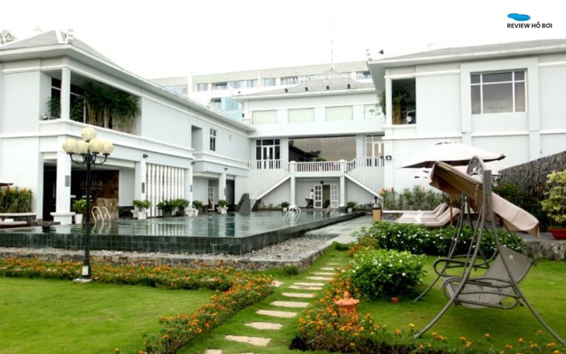 Hồ bơi Anna Spa