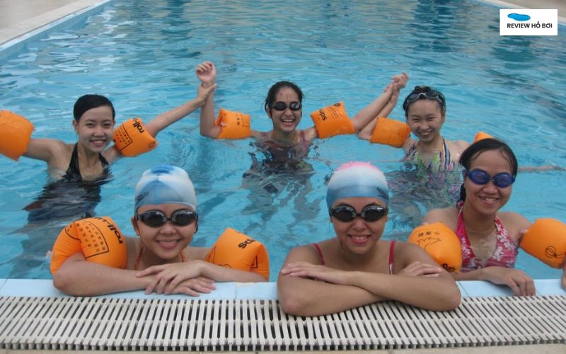 Top 10 hồ bơi trẻ em an toàn, sạch đẹp, xịn xò nhất ở TPHCM Trung tâm Sun Swimming