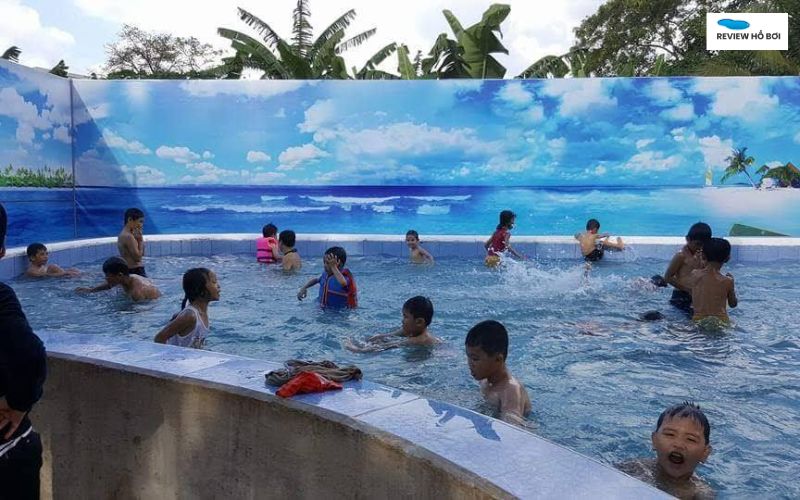 Top 10 hồ bơi trẻ em an toàn, sạch đẹp, xịn xò nhất ở TPHCM Hồ bơi Yết Kiêu - Không gian rộng rãi, an toàn cho bé vui chơi bơi