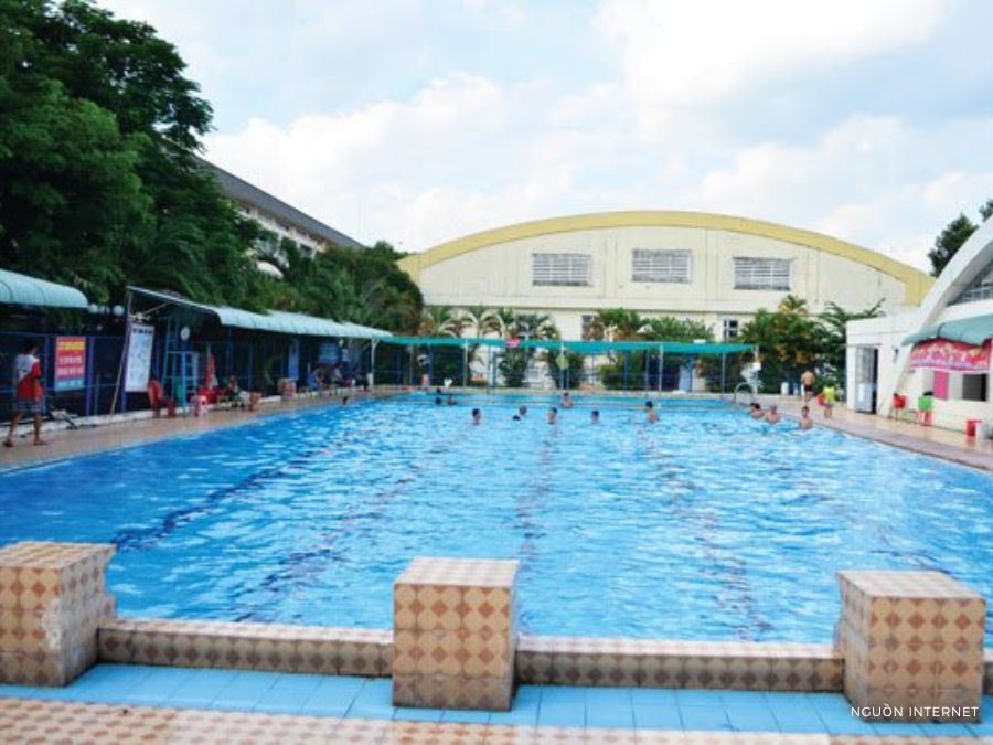 Review Hồ bơi Võ Trường Toản: Giá vé và chất lượng dịch vụ Thiết kế hồ bơi Võ Trường Toản Quận 12