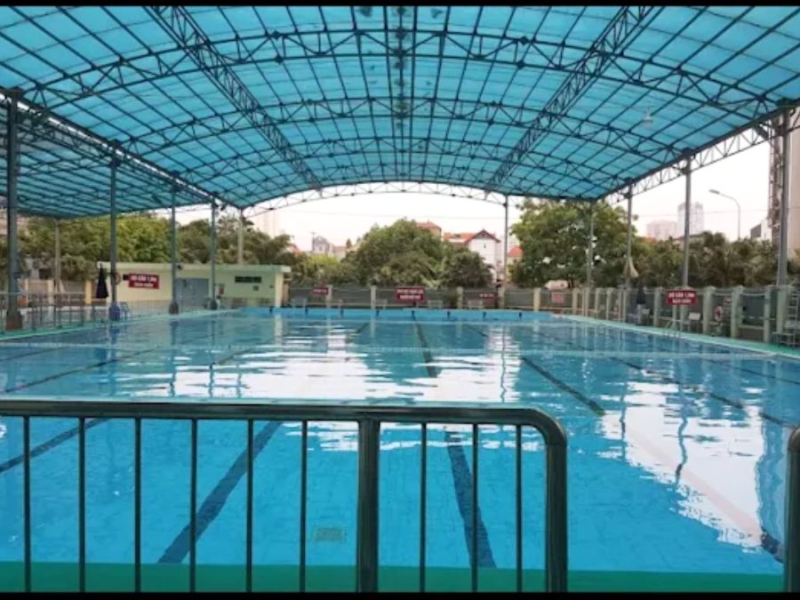 Toàn cảnh bể bơi La Khê Hà Đông