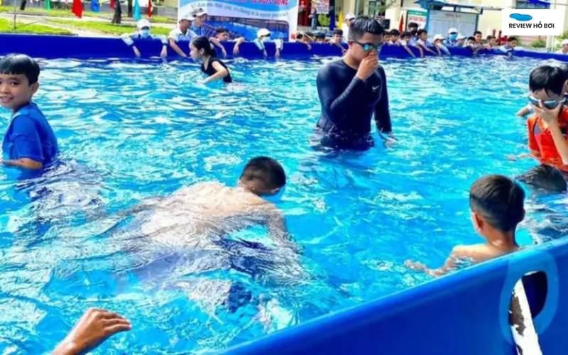 Top 10 hồ bơi Gò Vấp đẹp sạch, giá rẻ không thể bỏ lỡ Hồ bơi Bạch Đằng