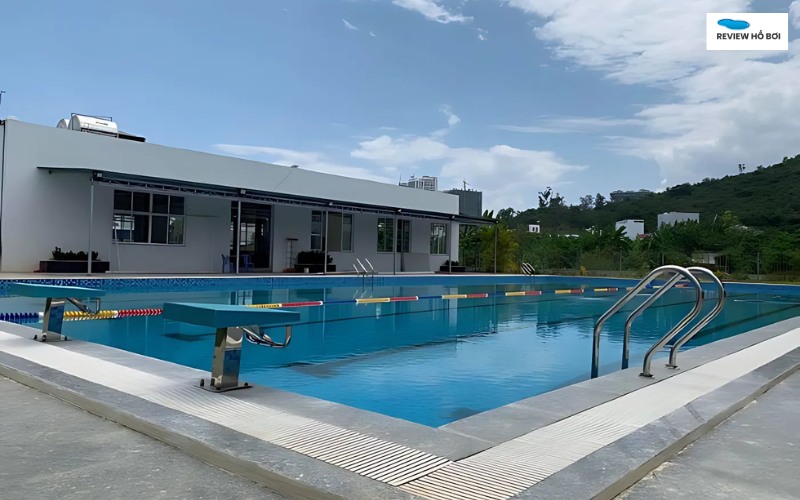 Top 6 hồ bơi Khánh Hòa sạch, đẹp, giá rẻ nhất hiện nay Chất lượng nước kiểm soát, lớp dạy bơi giới hạn