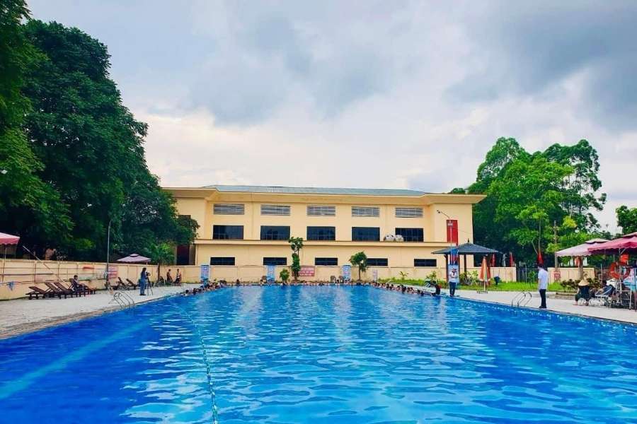 Bể bơi Đồng Đội – Không gian mở, hoạt động 24/24
