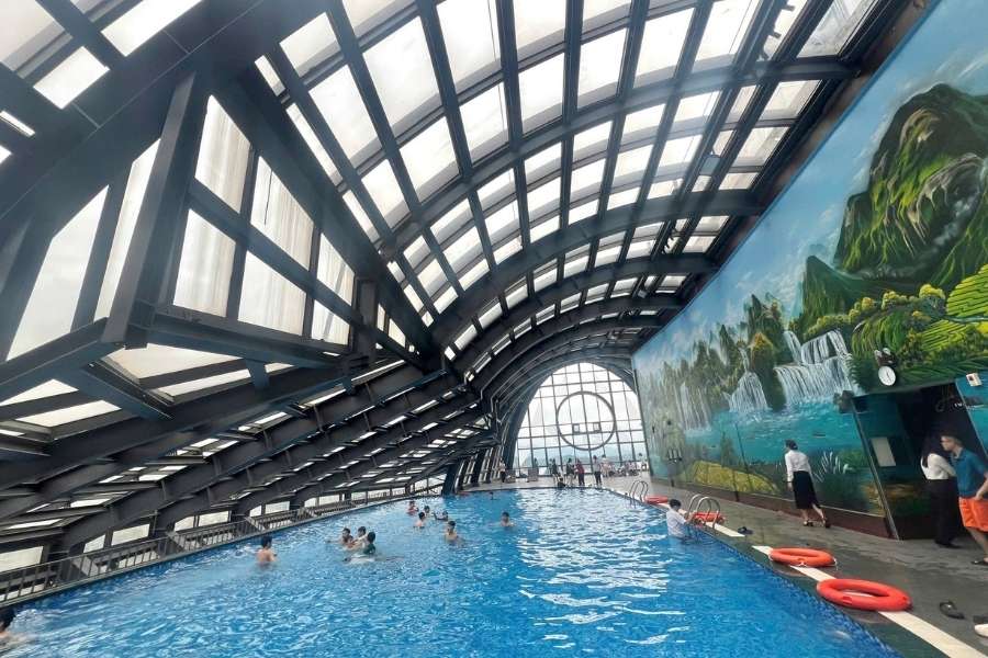 Bể bơi Mường Thanh Luxury