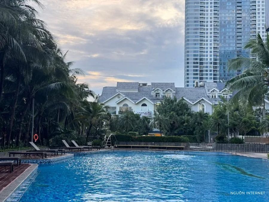 Saigon River Club Swimming Pool