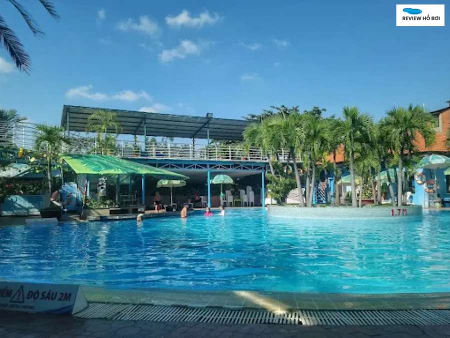 Review hồ bơi Câu lạc bộ Lan Anh mới nhất: Giá vé, giờ mở cửa Tiện ích tại hồ bơi Câu lạc bộ Lan Anh quận 10 đầy đủ và hiện đại