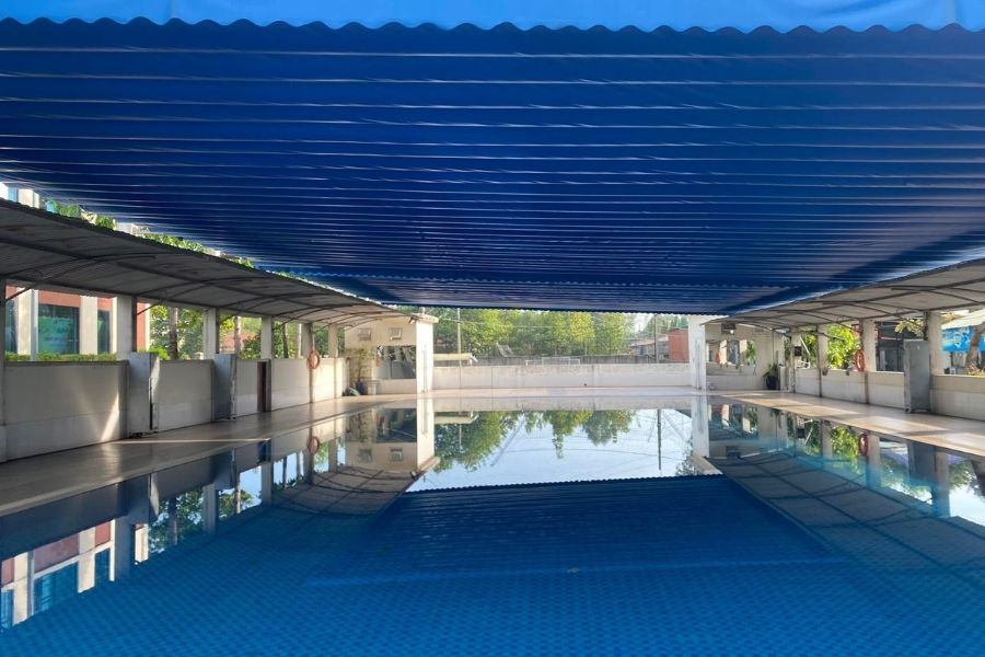 List 4 hồ bơi có mái che TPHCM sạch đẹp, mát mẻ quanh năm Hồ bơi Cộng Hòa Garden - Nhiều tiện ích thư giãn toàn diện