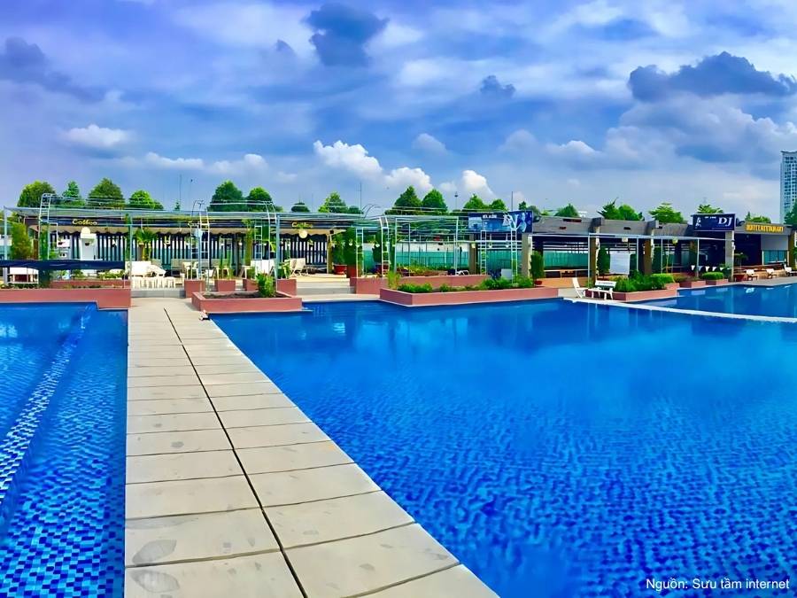 Ba khu vực bơi tại hồ Cộng Đồng 2 Bình Dương