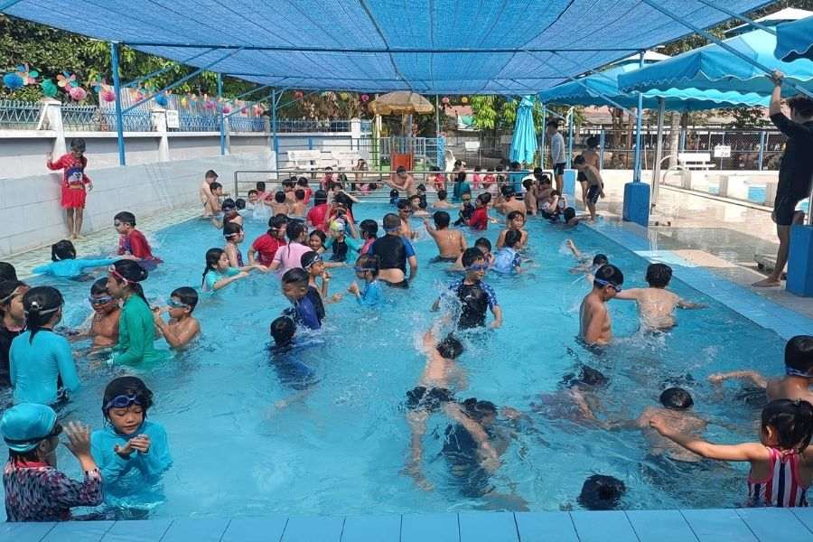 Danh sách 7 hồ bơi Củ Chi sạch đẹp, chất lượng nhất hiện nay CLB Bơi Lội Củ Chi - Nước sạch, ít mùi hóa chất