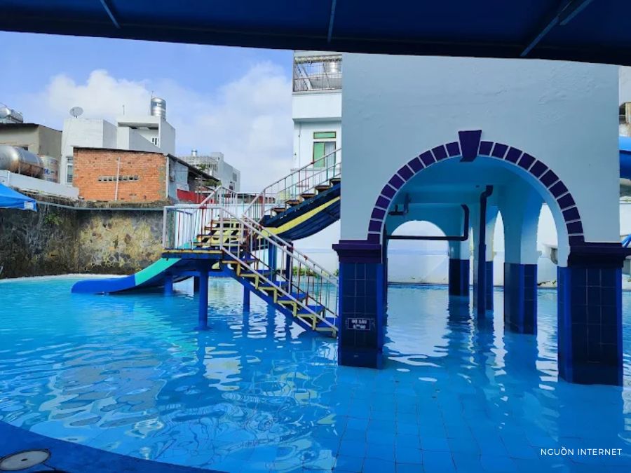 Review hồ bơi Lê Thị Riêng Quận 10 - Giá vé, giờ mở cửa Chất lượng nước hồ bơi Lê Thị Riêng