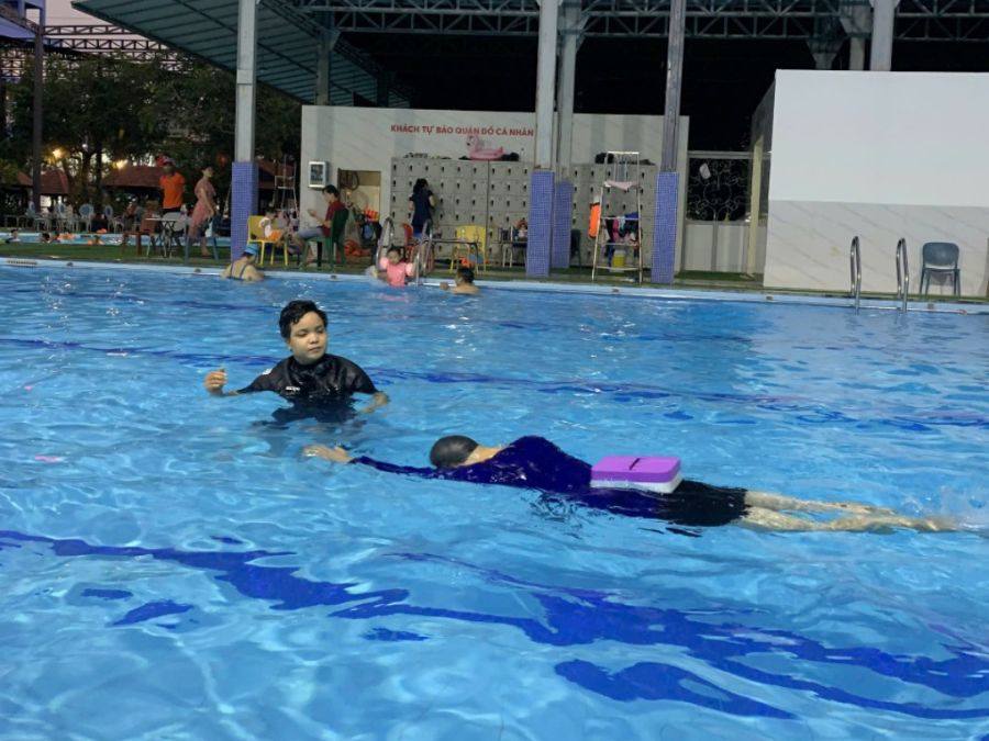 Top 8 trung tâm dạy bơi cho người lớn tại TPHCM uy tín nhất Sun Swimming - Trung tâm dạy bơi cho người lớn tại TPHCM