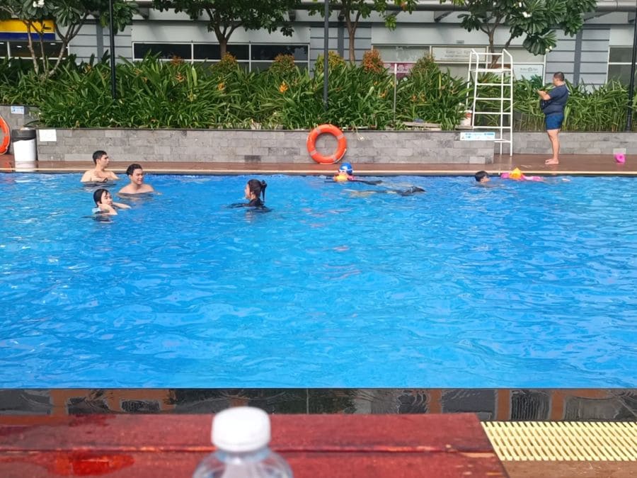 Đánh giá hồ bơi Carillon Tân Phú: Tiện ích, giá vé & dịch vụ thực tế Chất lượng nước hồ bơi Carillon Tân Phú