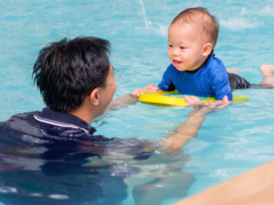 Đội ngũ huấn luyện viên chuyên nghiệp của hồ bơi Trần Lâm