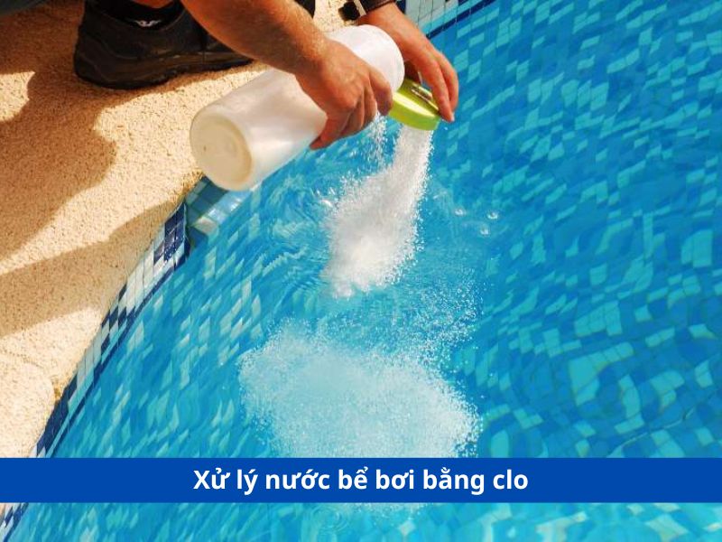 Câu đố kiến thức: Chất nào thường được dùng để khử trùng nước bể bơi? Clo (Chlorine) và các hợp chất của Clo.