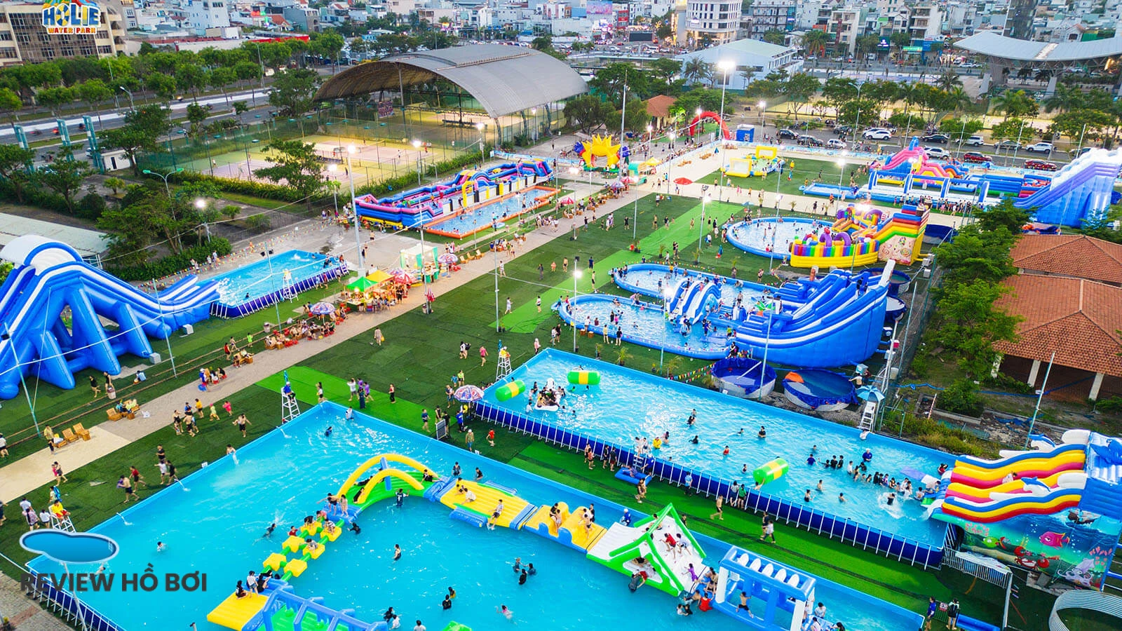 Top Hồ Bơi Ở Đà Nẵng Đẹp Nhất: View Biển, Dát Vàng, Giá Tốt Bể bơi công cộng chất lượng cao – Cung Thể thao Tuyên Sơn