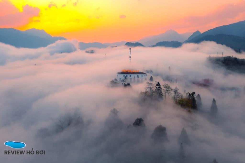 REVIEW BỂ BƠI VÔ CỰC SILK PATH GRAND SA PA: ÔM TRỌN DÃY HOÀNG LIÊN SƠN HÙNG VĨ TỪ TRÊN CAO Tọa độ check-in "Quý tộc