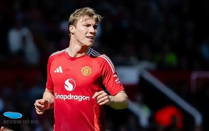 Top 8 tiền đạo đắt giá nhất Premier League hiện nay Rasmus Hojlund gia nhập Manchester United với mức phí chuyển nhượng lớn