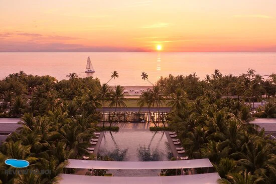 REVIEW HỒ BƠI SÁT BIỂN REGENT PHÚ QUỐC: KIỆT TÁC VÔ CỰC TRIỆU ĐÔ BÊN BỜ NGỌC HỒ BƠI SÁT BIỂN REGENT PHÚ QUỐC